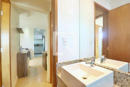 Apartamento à venda com 67m², 2 quartos e 2 vagasBanheiro Social