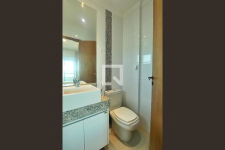 Apartamento à venda com 67m², 2 quartos e 2 vagasSuíte - Banheiro do Quarto 1