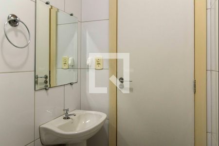 Casa de condomínio para alugar com 66m², 2 quartos e 1 vaga Casa de condomínio para alugar com 66m², 2 quartos e 1 vagaBanheiro 1