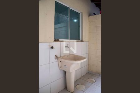 Casa de condomínio para alugar com 66m², 2 quartos e 1 vaga Casa de condomínio para alugar com 66m², 2 quartos e 1 vagaÁrea de Serviço