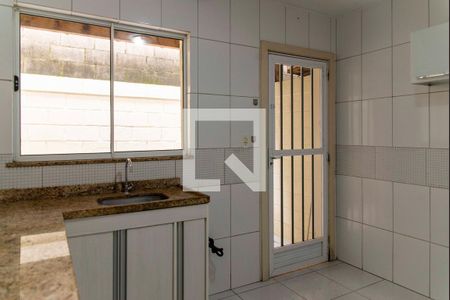 Casa de condomínio para alugar com 66m², 2 quartos e 1 vaga Casa de condomínio para alugar com 66m², 2 quartos e 1 vagaCozinha