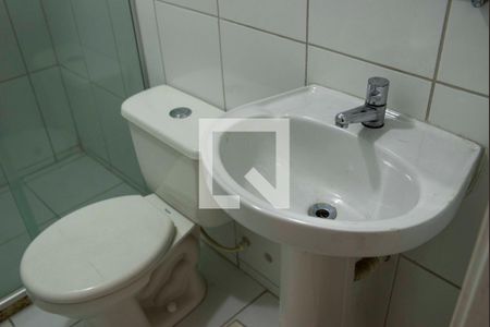 Casa de condomínio para alugar com 66m², 2 quartos e 1 vaga Casa de condomínio para alugar com 66m², 2 quartos e 1 vagaBanheiro 2