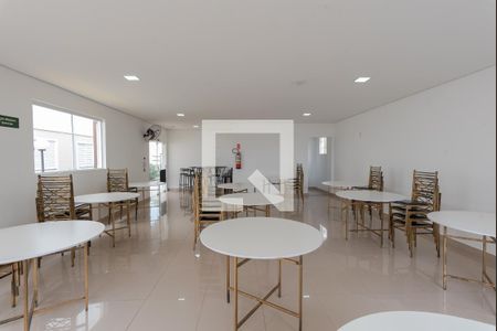 Apartamento para alugar com 42m², 2 quartos e 1 vagaÁrea comum - Salão de festas