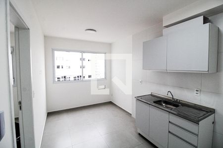 Sala/Cozinha de apartamento para alugar com 1 quarto, 25m² em Vila Butantã, São Paulo