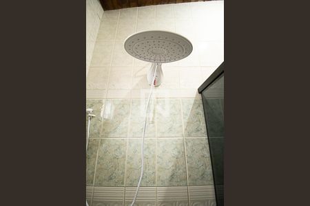 Casa à venda com 1m², 3 quartos e 3 vagasBanheiro quarto 2