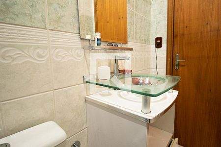 Casa à venda com 1m², 3 quartos e 3 vagasBanheiro quarto 2