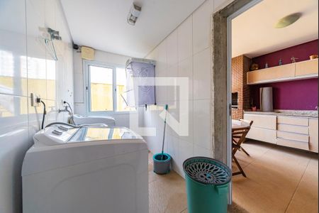 Casa à venda com 275m², 3 quartos e 5 vagas Casa à venda com 275m², 3 quartos e 5 vagasÁrea de Serviço