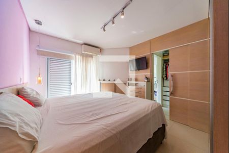 Casa à venda com 275m², 3 quartos e 5 vagas Casa à venda com 275m², 3 quartos e 5 vagasQuarto 1