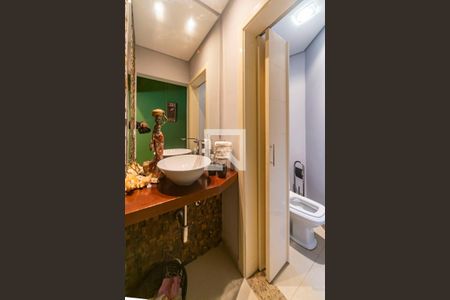 Casa à venda com 275m², 3 quartos e 5 vagas Casa à venda com 275m², 3 quartos e 5 vagasLavabo