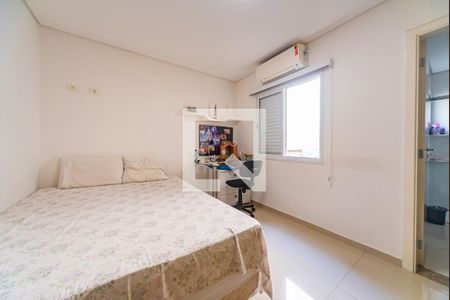 Casa à venda com 275m², 3 quartos e 5 vagas Casa à venda com 275m², 3 quartos e 5 vagasQuarto 2