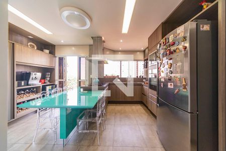 Casa à venda com 275m², 3 quartos e 5 vagas Casa à venda com 275m², 3 quartos e 5 vagasCozinha