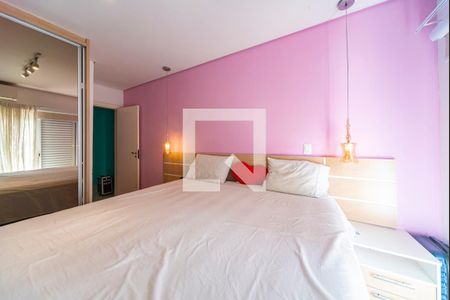 Casa à venda com 275m², 3 quartos e 5 vagas Casa à venda com 275m², 3 quartos e 5 vagasQuarto 1