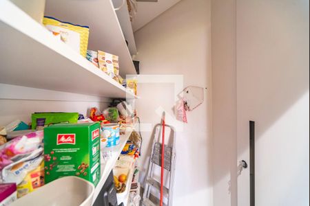 Casa à venda com 275m², 3 quartos e 5 vagas Casa à venda com 275m², 3 quartos e 5 vagasDespensa