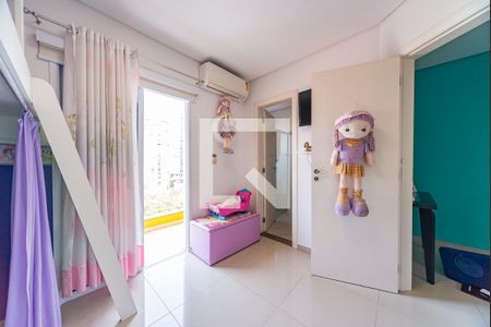 Casa à venda com 275m², 3 quartos e 5 vagas Casa à venda com 275m², 3 quartos e 5 vagasQuarto 3