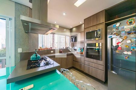 Casa à venda com 275m², 3 quartos e 5 vagas Casa à venda com 275m², 3 quartos e 5 vagasCozinha