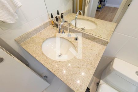 Apartamento à venda com 108m², 3 quartos e 2 vagasBanheiro da Suíte 2