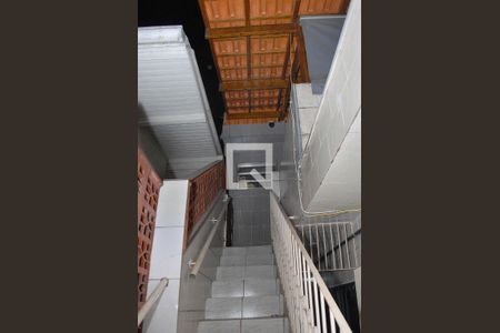 Casa à venda com 170m², 3 quartos e 2 vagasEscada