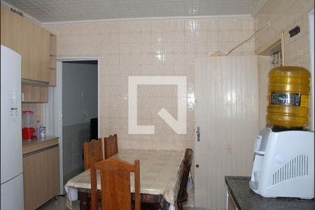 Casa à venda com 170m², 3 quartos e 2 vagasCozinha