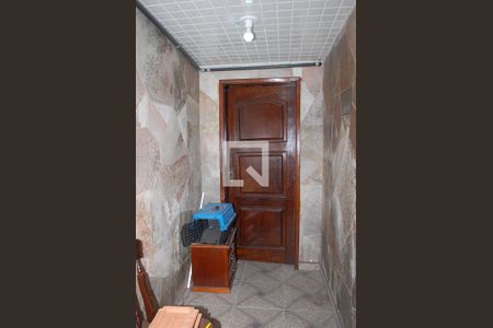 Casa à venda com 170m², 3 quartos e 2 vagasEntrada