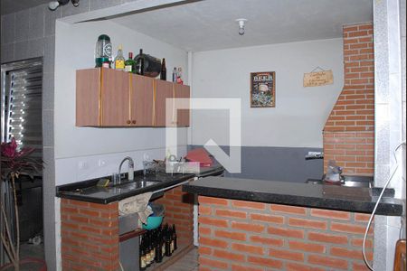 Casa à venda com 170m², 3 quartos e 2 vagasÁrea Comum - Churrasqueira