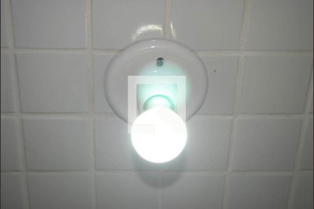 Casa à venda com 170m², 3 quartos e 2 vagasBanheiro 1