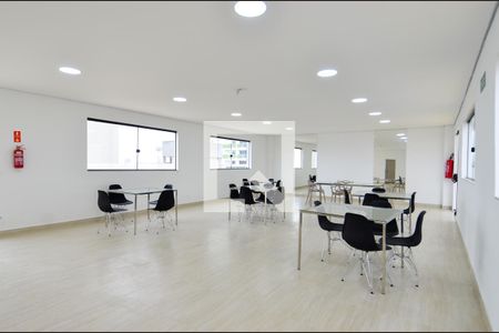 Apartamento para alugar com 44m², 2 quartos e 1 vagaÁrea Comum - Salão de Festas