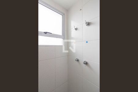 Apartamento para alugar com 44m², 2 quartos e 1 vaga Apartamento para alugar com 44m², 2 quartos e 1 vagaBanheiro