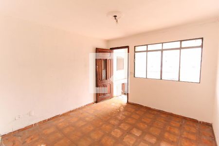 Sala de casa à venda com 3 quartos, 200m² em Vila Bertioga, São Paulo