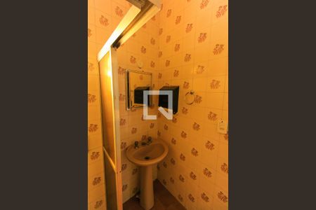 Casa à venda com 200m², 3 quartos e sem vagaBanheiro 