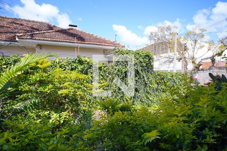 Casa à venda com 411m², 6 quartos e 6 vagasQuarto 3 - Vista