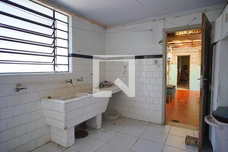 Casa à venda com 411m², 6 quartos e 6 vagasÁrea de Serviço 