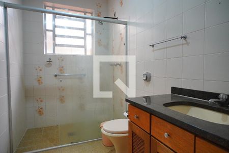 Casa à venda com 411m², 6 quartos e 6 vagasBanheiro 3