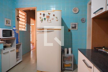 Casa à venda com 411m², 6 quartos e 6 vagasCozinha 1