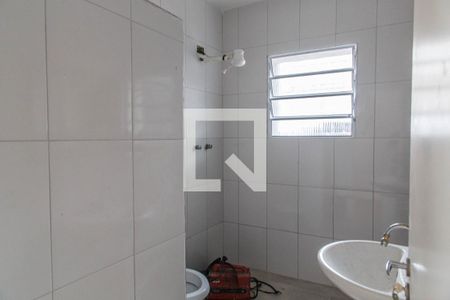 Casa para alugar com 80m², 2 quartos e 2 vagas Casa para alugar com 80m², 2 quartos e 2 vagasBanheiro
