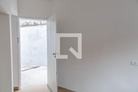 Casa para alugar com 80m², 2 quartos e 2 vagas Casa para alugar com 80m², 2 quartos e 2 vagasCozinha