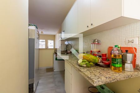 Casa à venda com 160m², 5 quartos e 2 vagasCozinha 