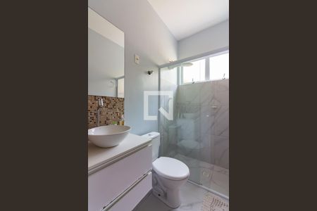 Casa à venda com 160m², 5 quartos e 2 vagasBanheiro 2