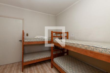 Suíte de apartamento para alugar com 3 quartos, 130m² em Jardim Las Palmas, Guarujá