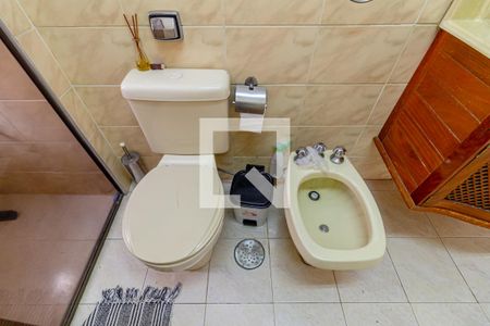 Apartamento para alugar com 60m², 2 quartos e sem vagaBanheiro