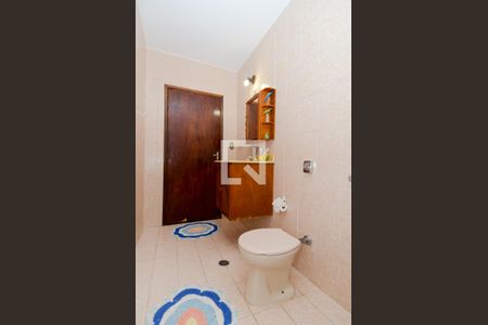 Casa à venda com 220m², 3 quartos e 2 vagasBanheiro Social