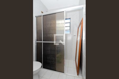 Casa à venda com 220m², 3 quartos e 2 vagasBanheiro da Suíte