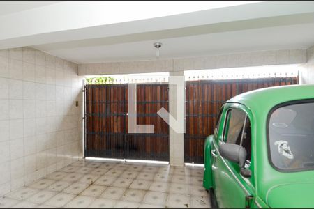 Casa à venda com 220m², 3 quartos e 2 vagasGaragem