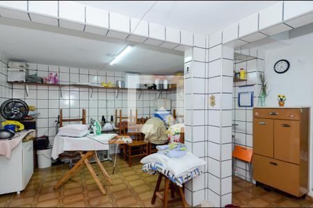 Casa à venda com 220m², 3 quartos e 2 vagasÁrea de Serviço