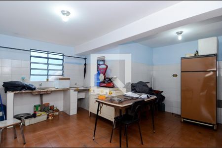Casa à venda com 220m², 3 quartos e 2 vagasQuarto de Serviço