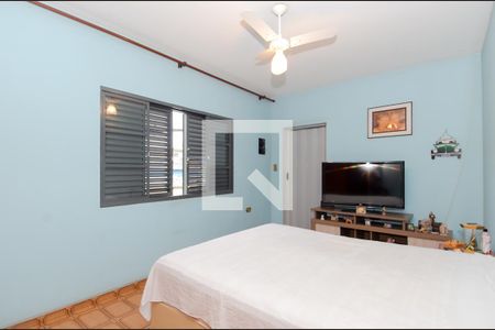 Casa à venda com 220m², 3 quartos e 2 vagasQuarto 3 - Suíte