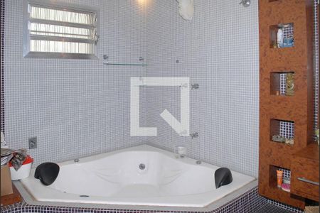 Casa para alugar com 650m², 7 quartos e 20 vagasBanheiro Social