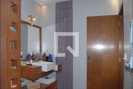 Casa para alugar com 650m², 7 quartos e 20 vagasBanheiro Social