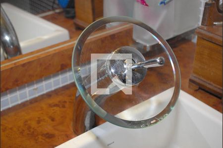 Casa para alugar com 650m², 7 quartos e 20 vagasBanheiro Social