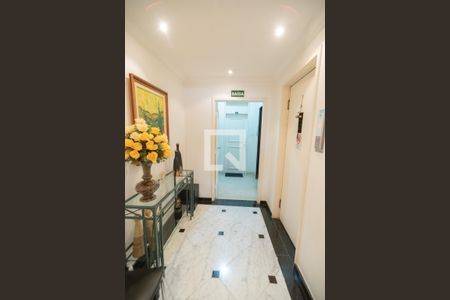 Apartamento à venda com 215m², 3 quartos e 2 vagasHall