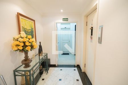 Apartamento à venda com 215m², 3 quartos e 2 vagasHall